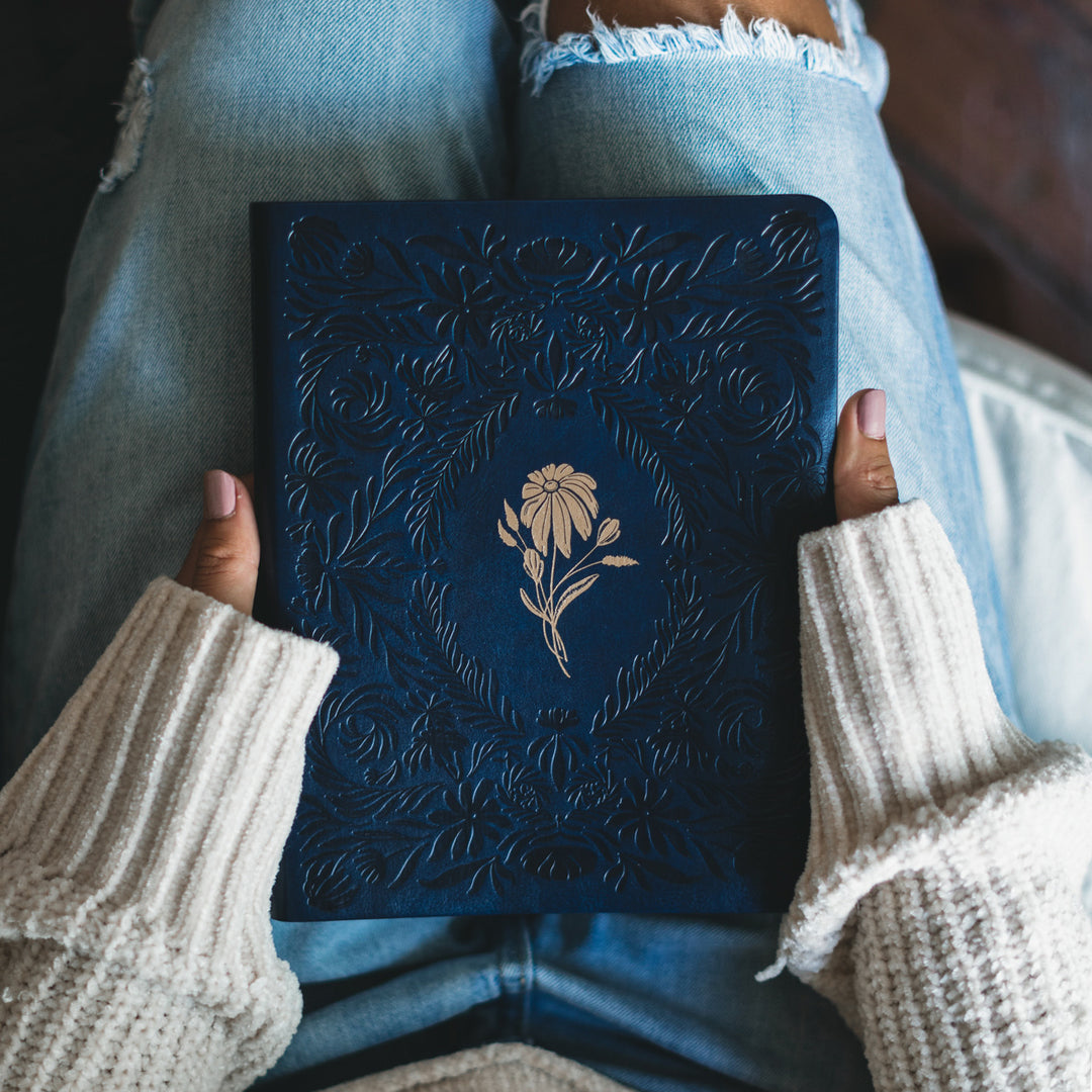 NLT Notetaking Bible - Versailles