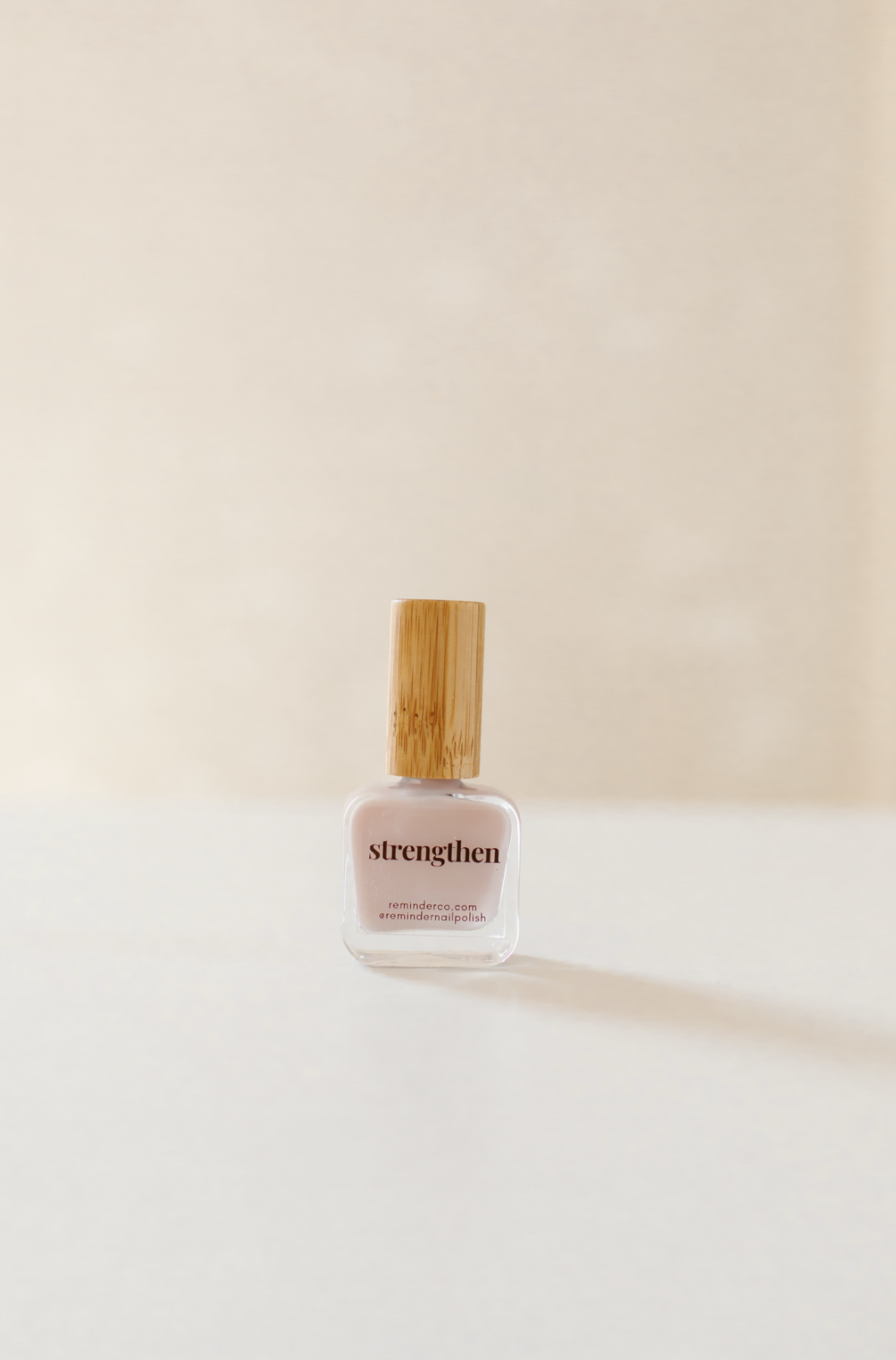 'strengthen' nourishing nail strengthener