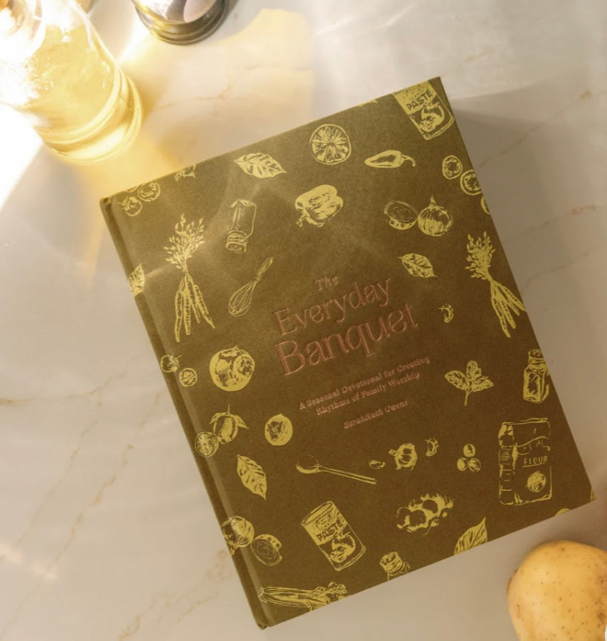 The Everyday Banquet by Sarah Ruth Owens image 0