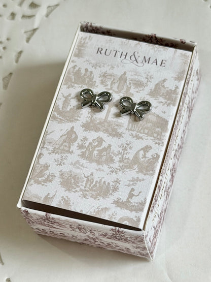 Bow Studs