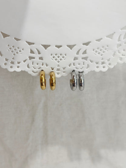 Chunky Huggie Hoops