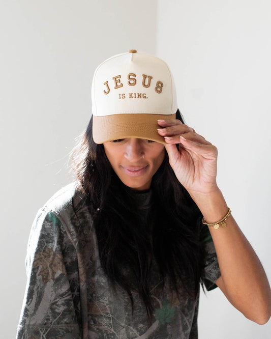 Jesus is King - Trucker Hat