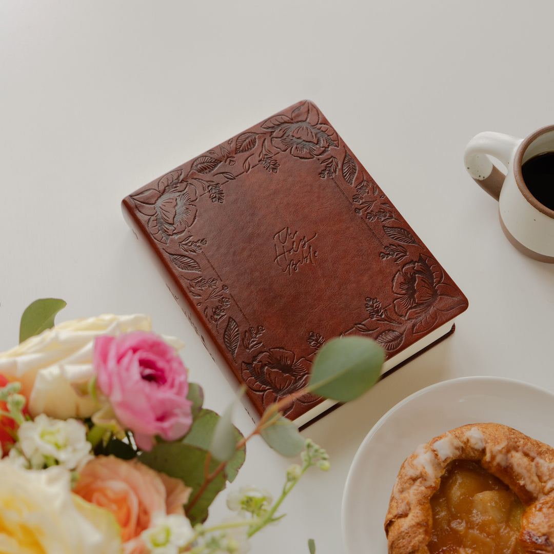 NLT Notetaking Bible - Santa Elena