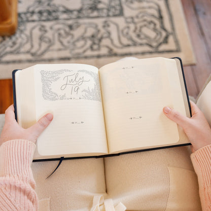 One Thing I Ask 5-Year Prayer Journal: Versailles