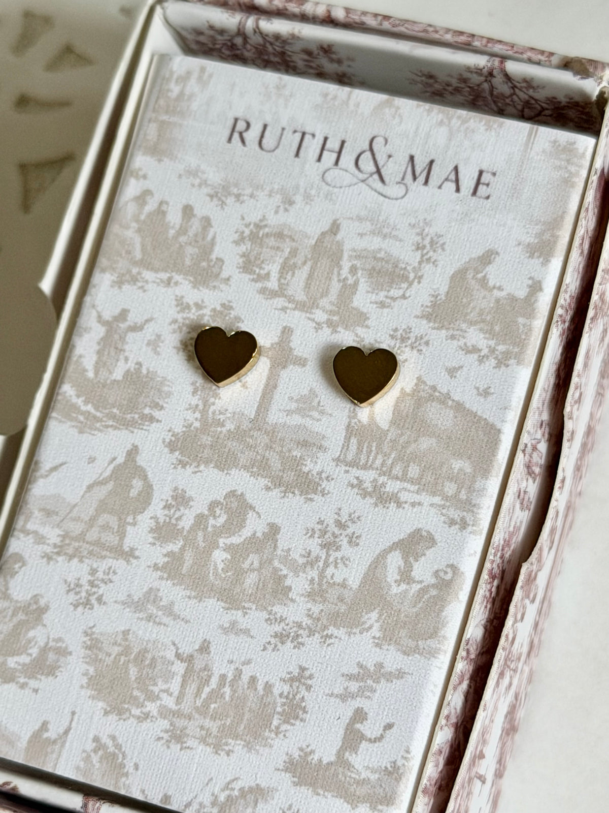 Dainty Heart Studs