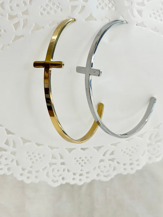 Cross Cuff - Philippians 4:13