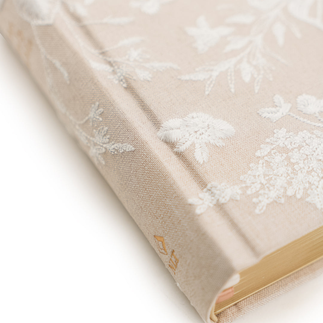 NLT Compact Bible - Casablanca
