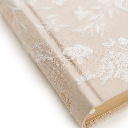 NLT Compact Bible - Casablanca