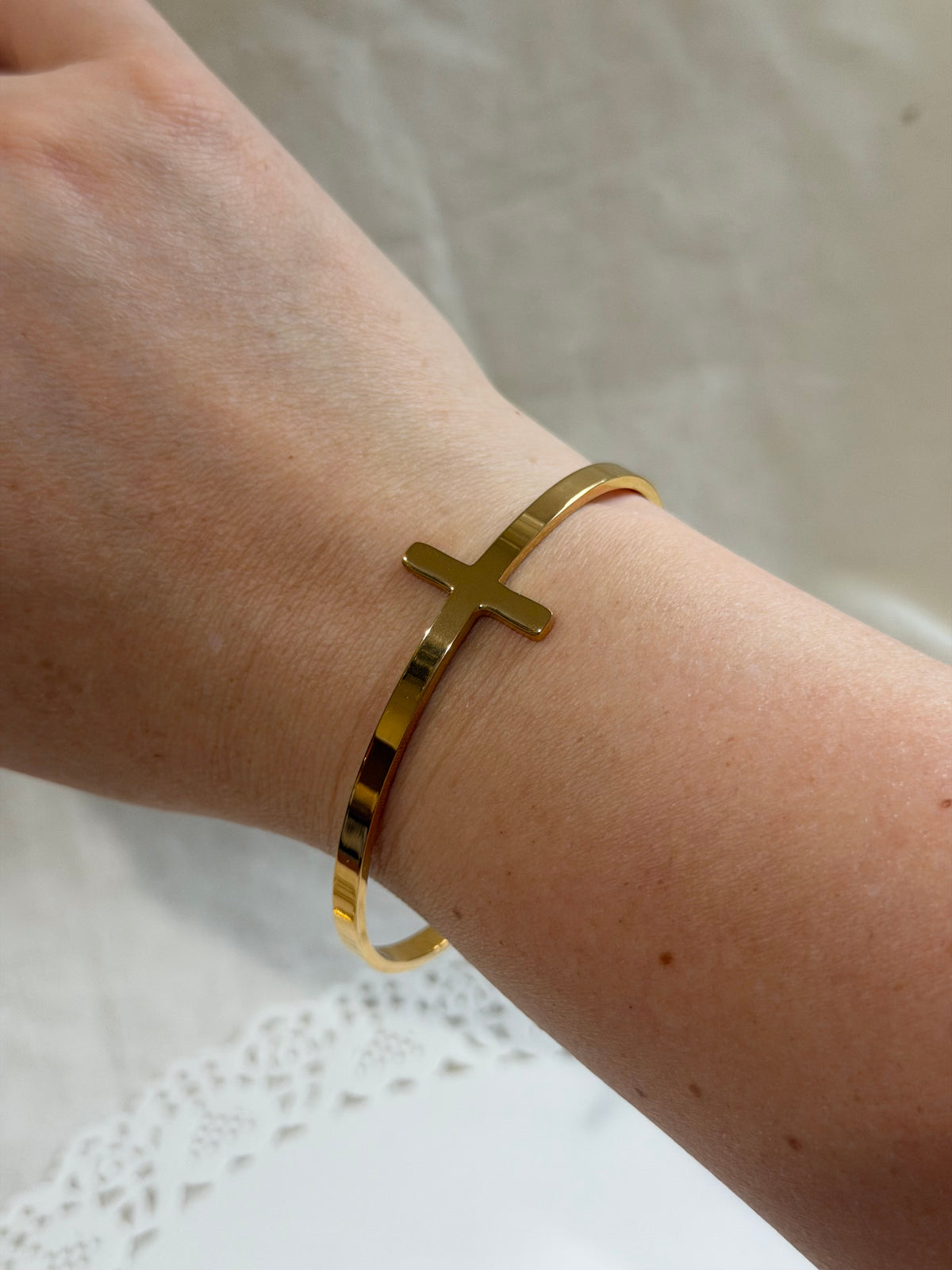 Cross Cuff - Philippians 4:13