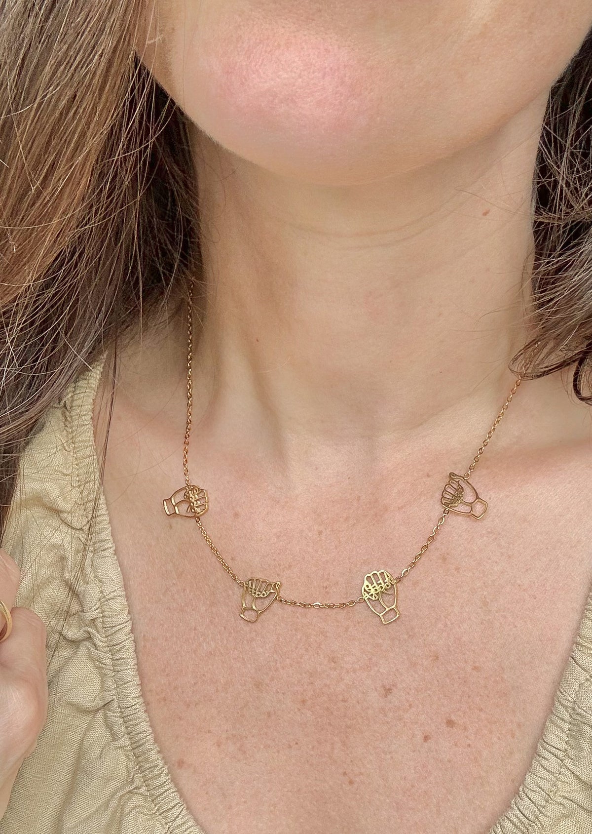 ASL Fingerspelled Mama Necklace