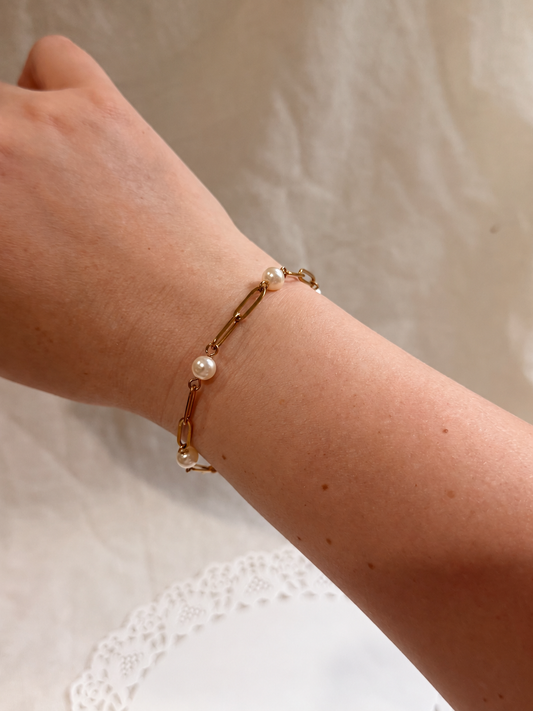 Redeemed Pearl Bracelet