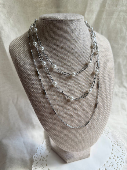 Selah Necklace