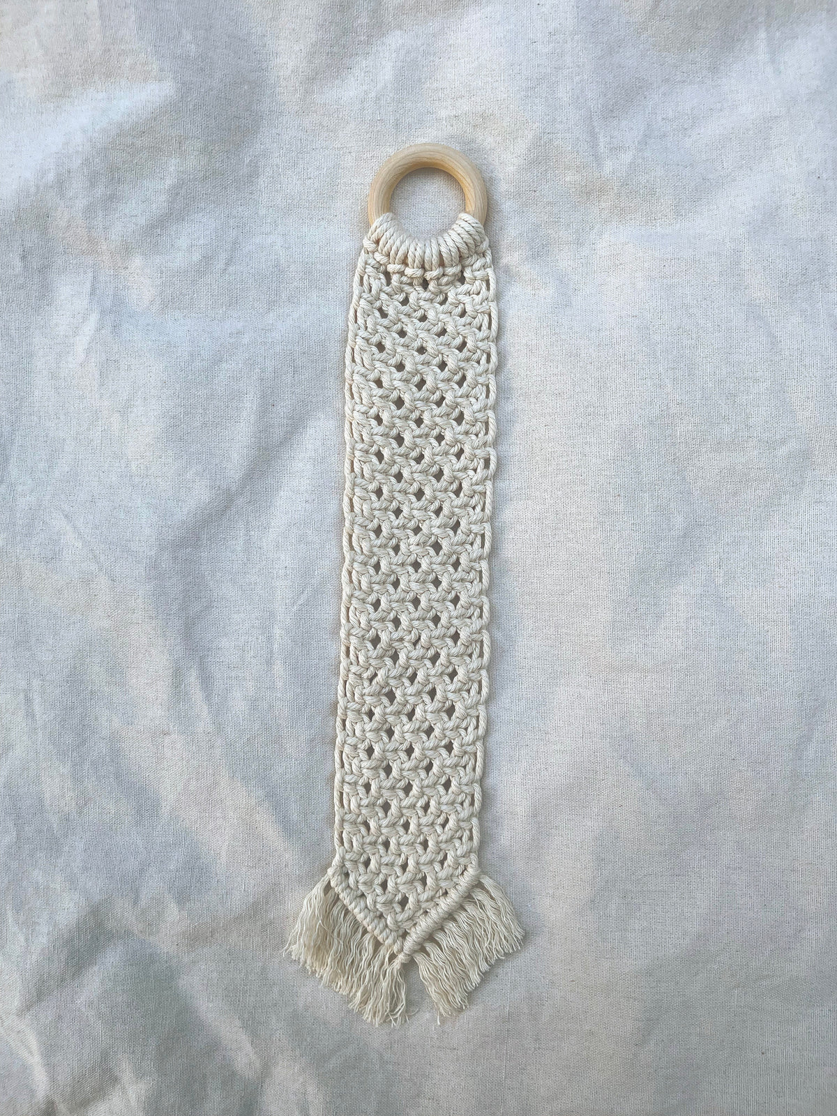 Skinny Macramé Hanging Jewelry Storage image 3